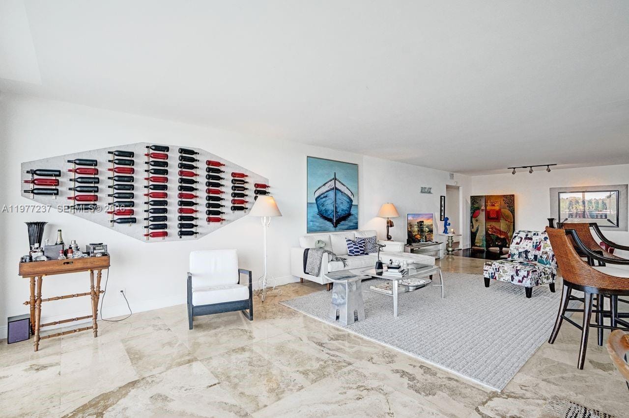 5700 Collins Avenue 5L, Miami Beach, FL 33140 photo 11