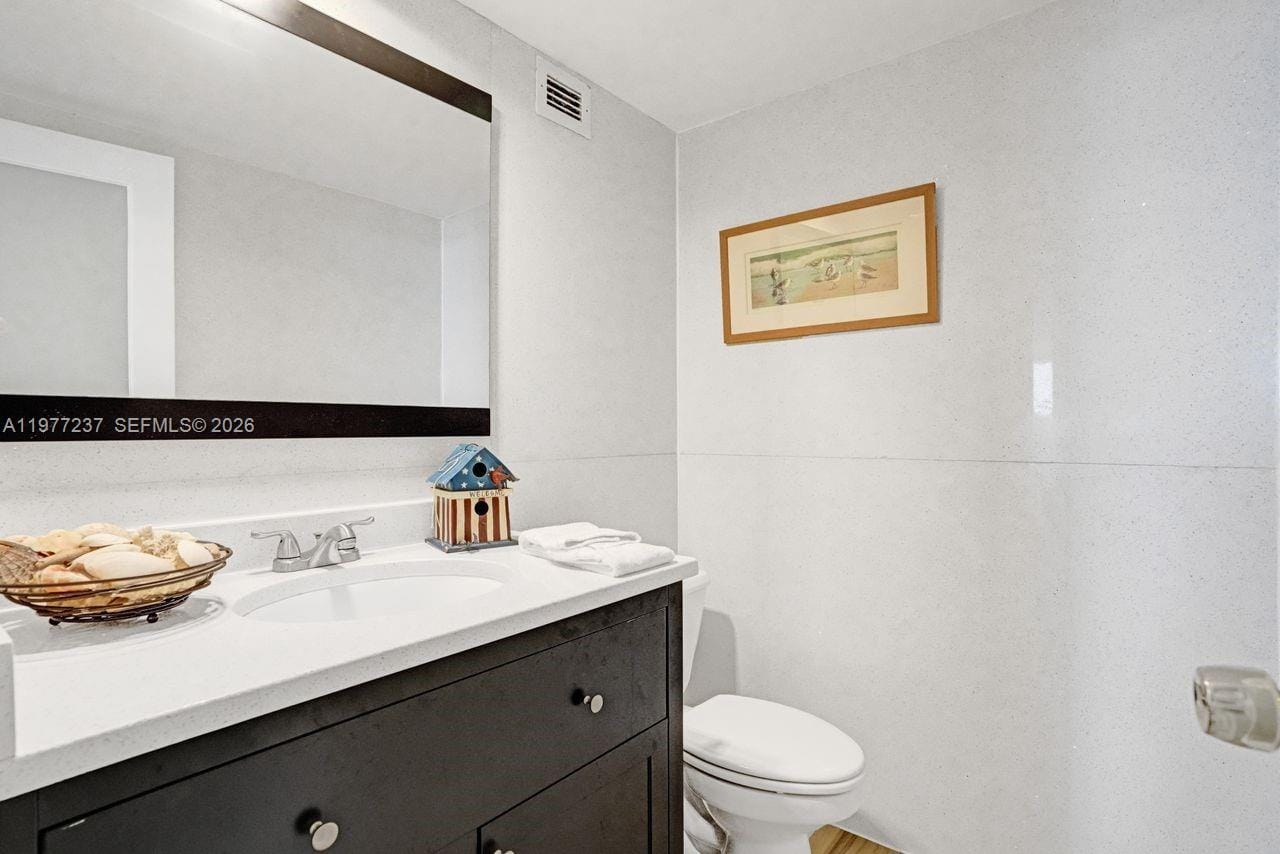 5700 Collins Avenue 5L, Miami Beach, FL 33140 photo 27