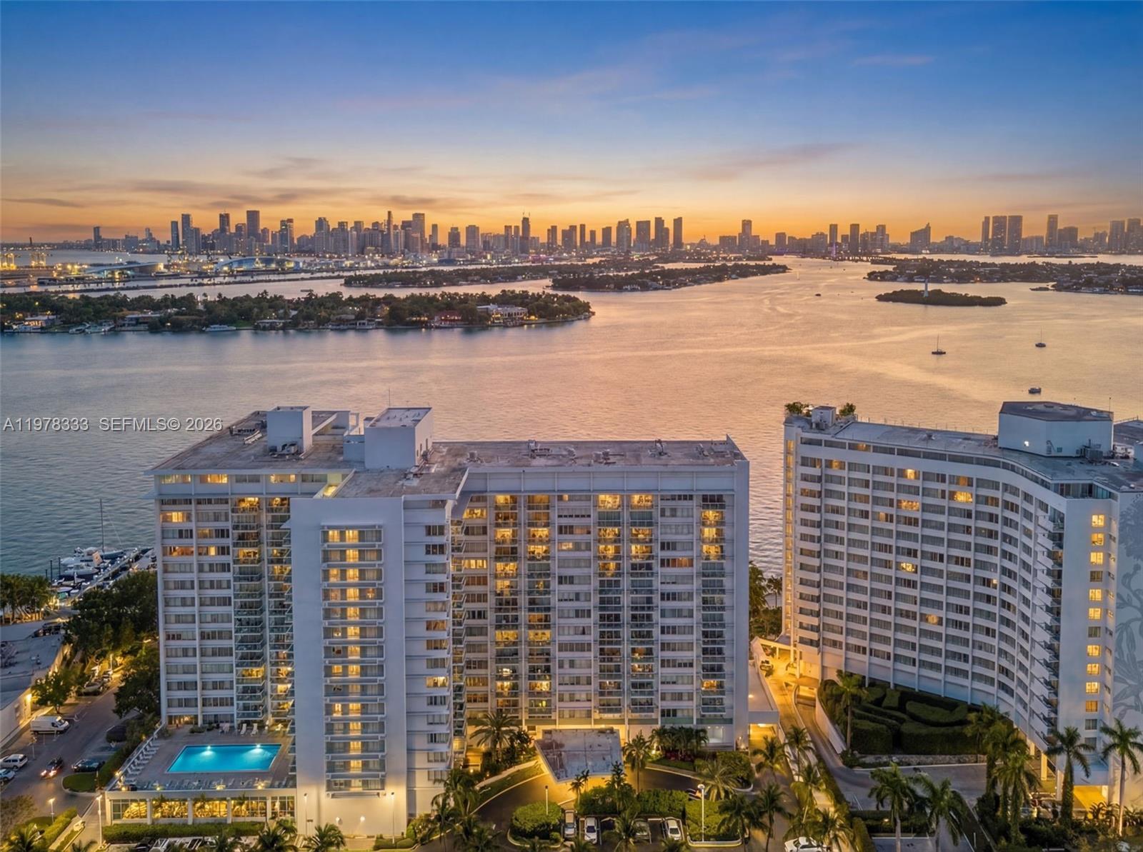 1000 W Ave 910 910, Miami Beach, FL 33139, Miami Beach
