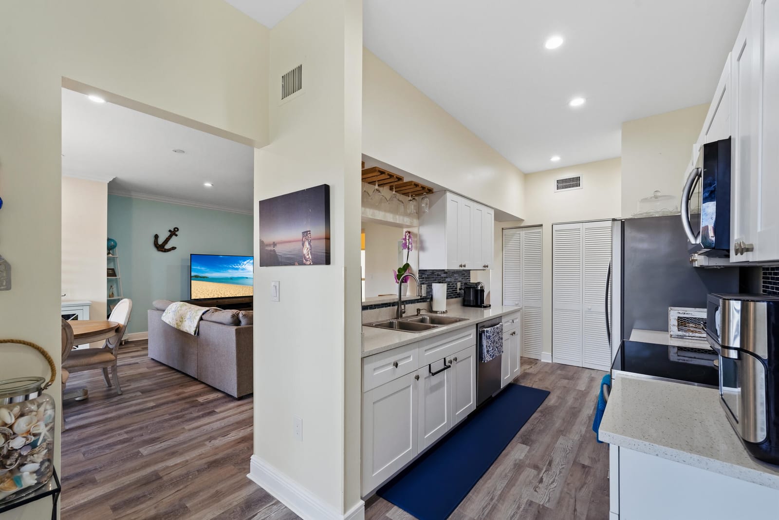108 Half Moon Circle C3, Hypoluxo, FL 33462 photo 6