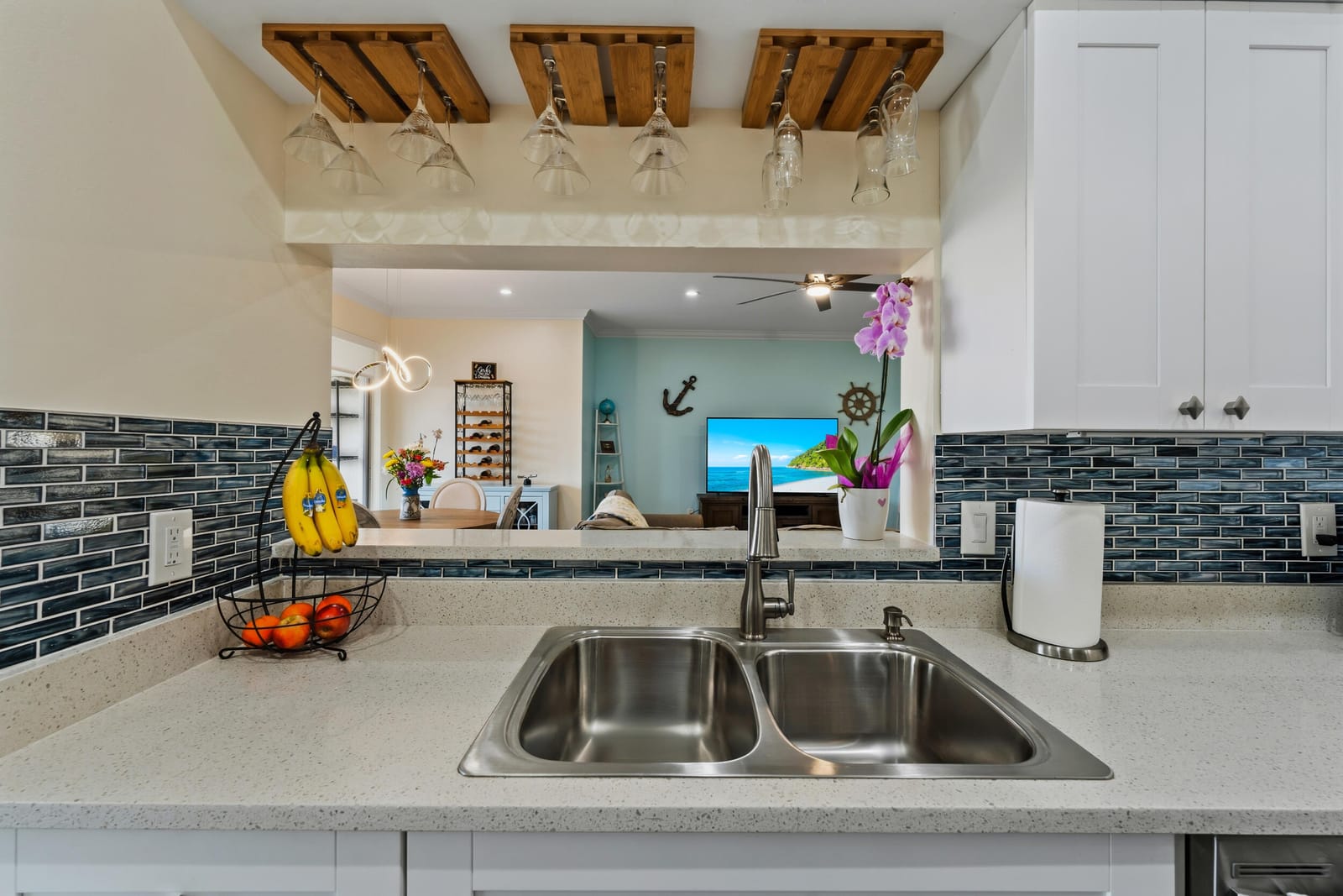 108 Half Moon Circle C3, Hypoluxo, FL 33462 photo 9