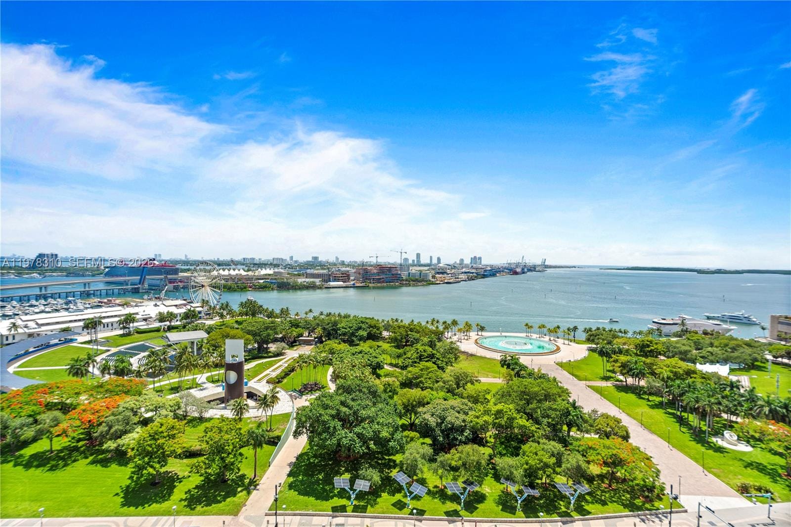 50 Biscayne Boulevard 1902, Miami, FL 33132 photo 1