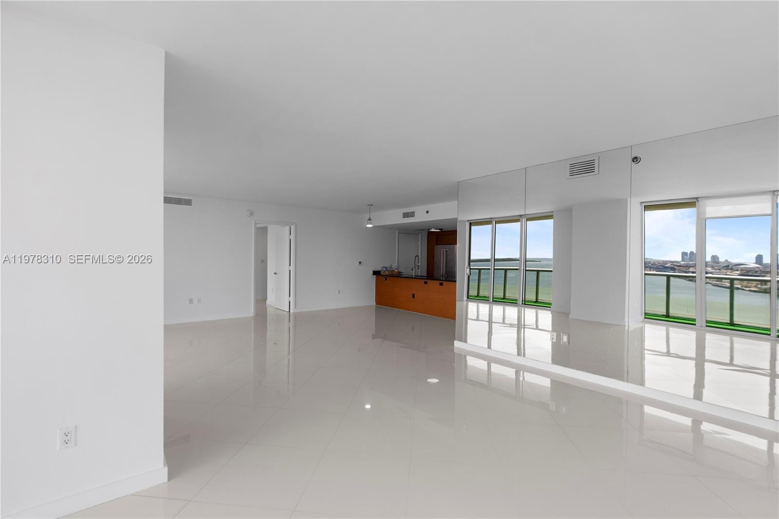 50 Biscayne Boulevard 1902, Miami, FL 33132 photo 11