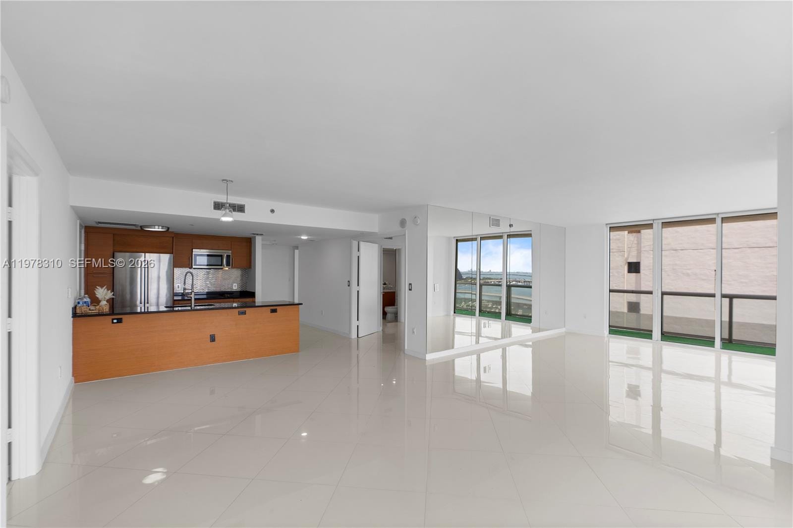 50 Biscayne Boulevard 1902, Miami, FL 33132 photo 14