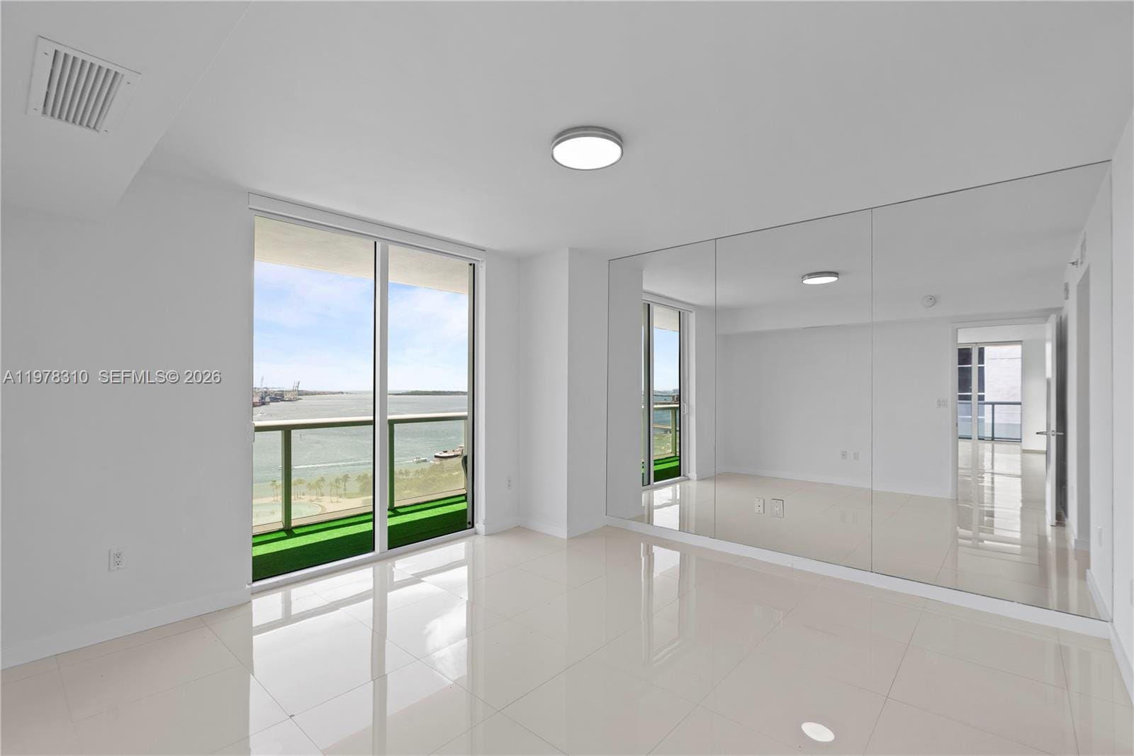 50 Biscayne Boulevard 1902, Miami, FL 33132 photo 18