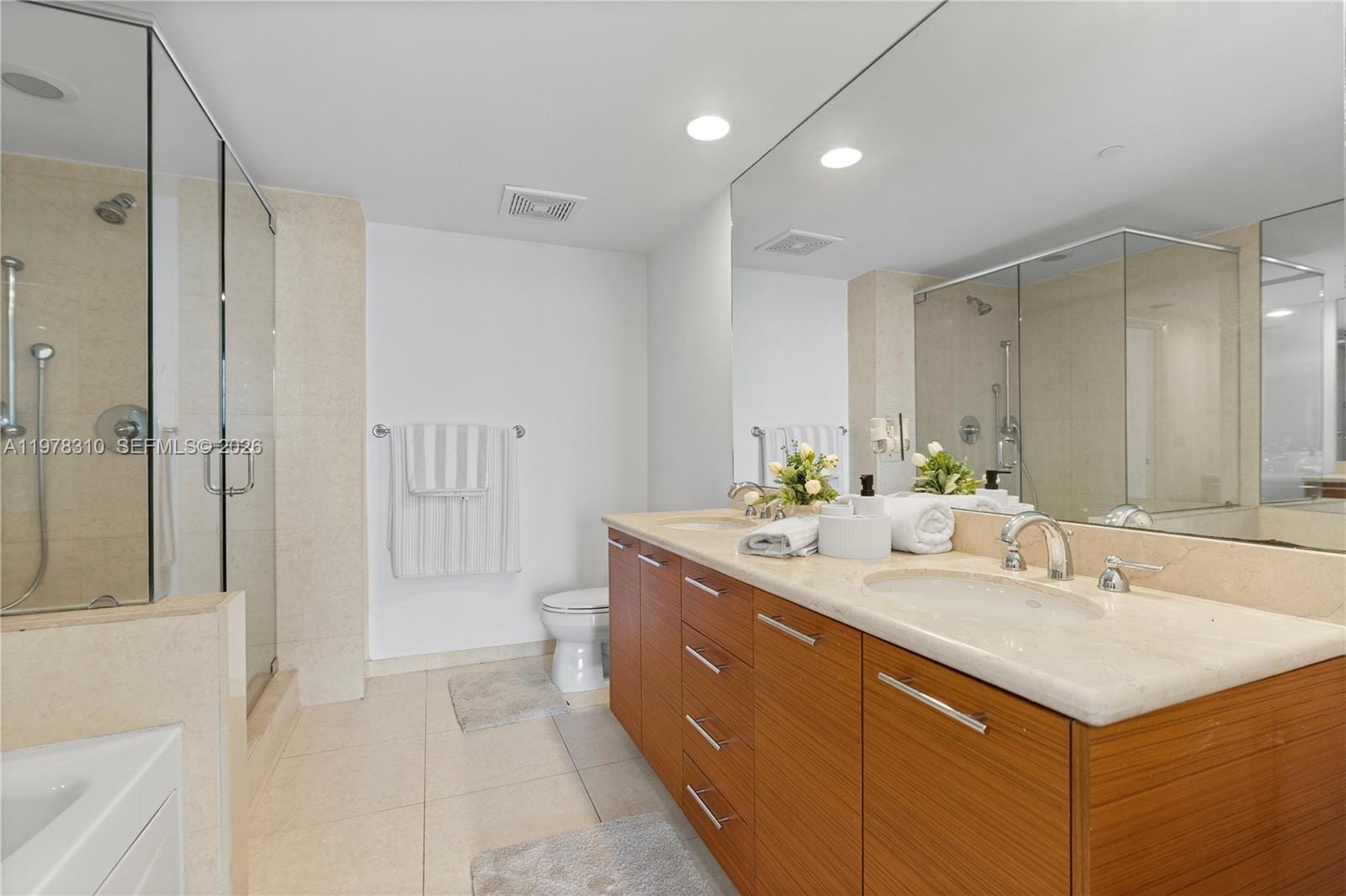 50 Biscayne Boulevard 1902, Miami, FL 33132 photo 21