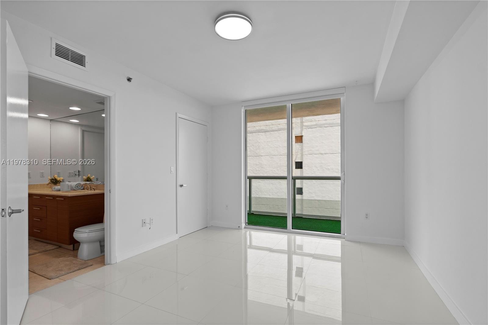 50 Biscayne Boulevard 1902, Miami, FL 33132 photo 26