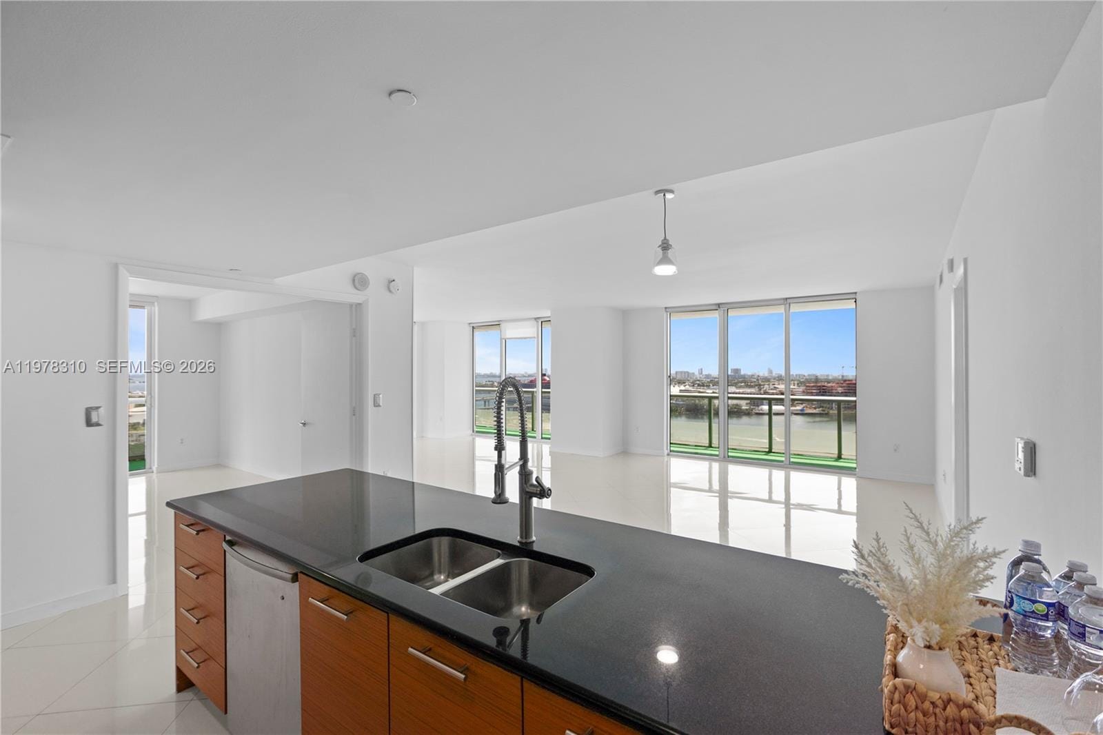 50 Biscayne Boulevard 1902, Miami, FL 33132 photo 7
