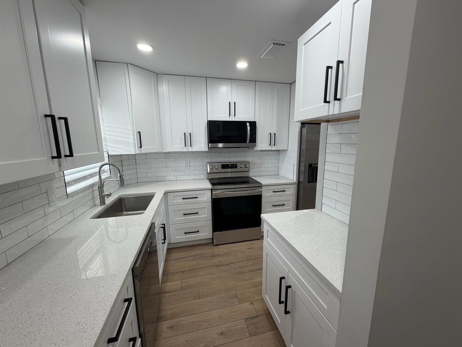 18081 SE Country Club Drive 17-170 — photo 3