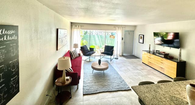 3725 S Olive Avenue A, West Palm Beach, FL 33405