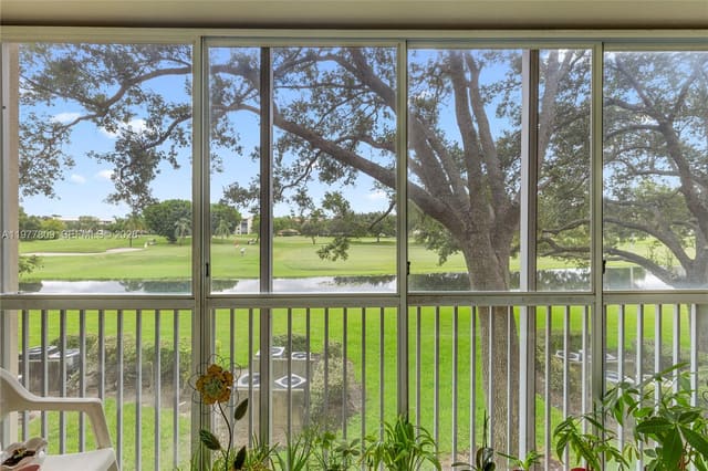 1101 SW 128th Terrace 204C, Pembroke Pines, FL 33027