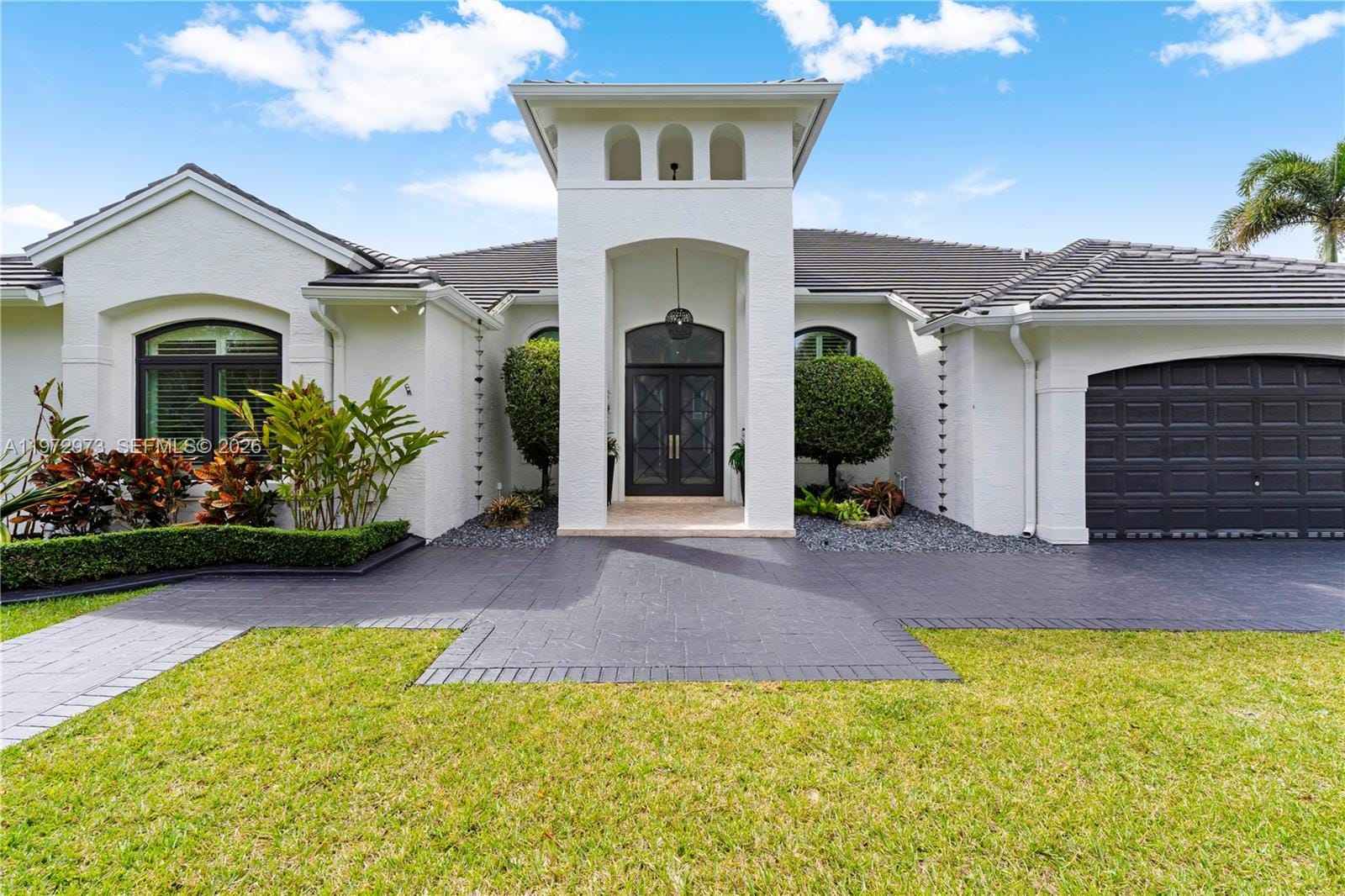 8561 SW 167th Terrace, Palmetto Bay, FL 33157 photo 2