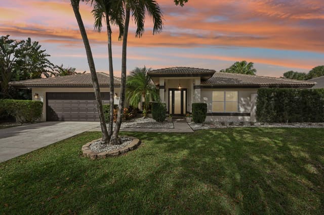 18295 Lake Bend Drive, Jupiter, FL 33458