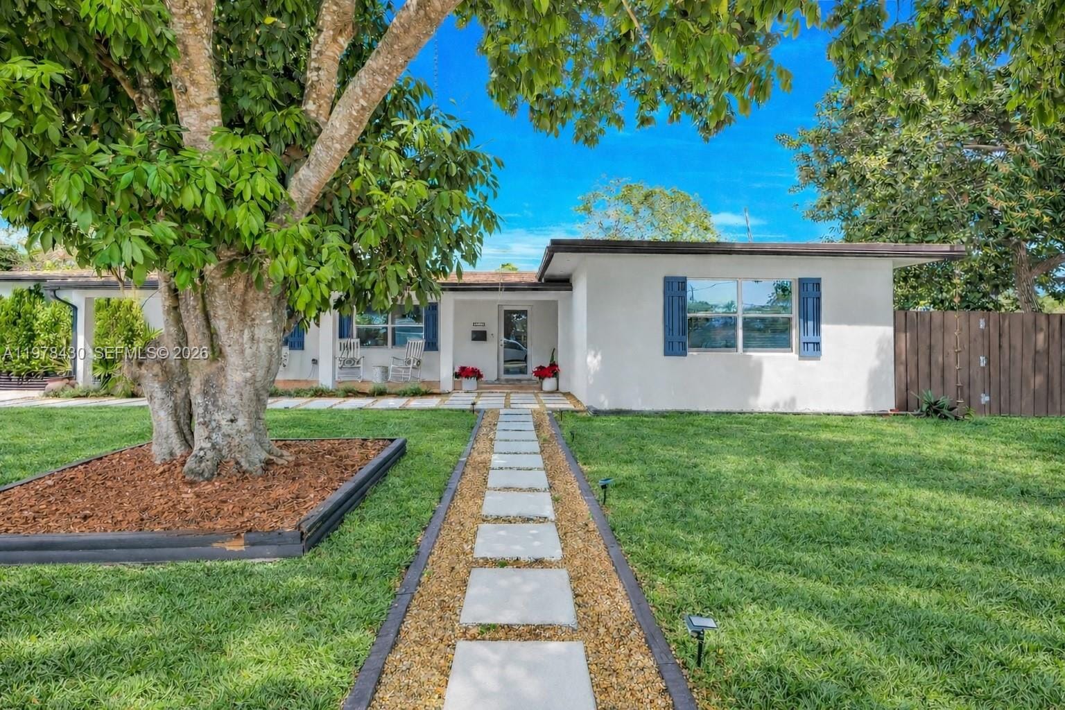 9305 SW 178th Terrace, Palmetto Bay, FL 33157