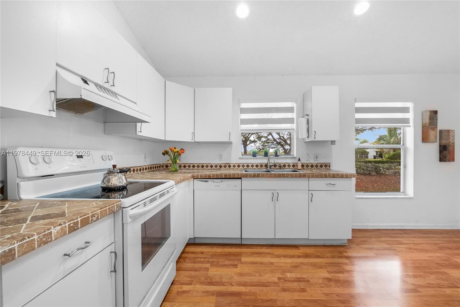 2020 SE 5th Place, Homestead, FL 33033 photo 11