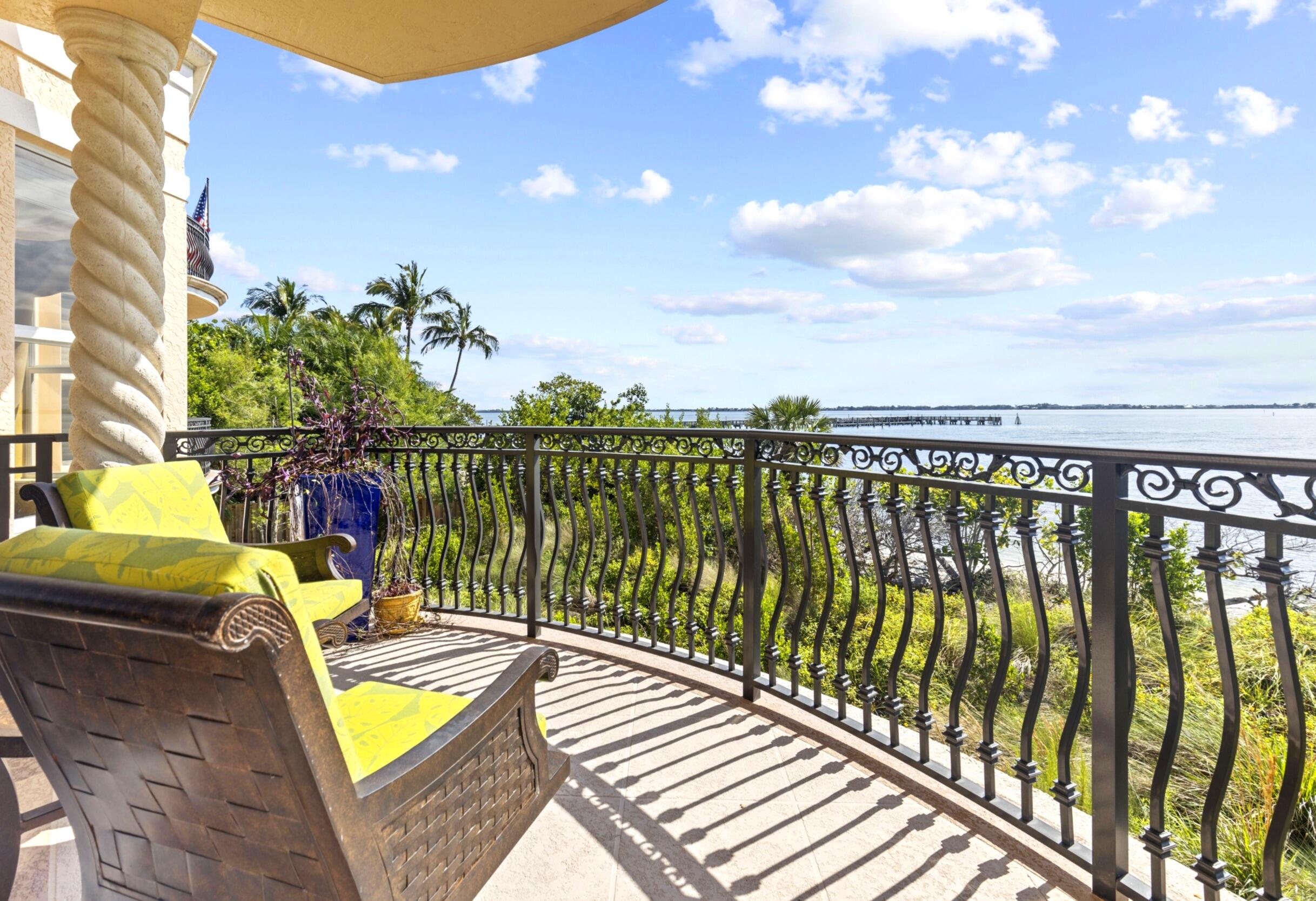 1533 NE Outrigger Landings Drive 3-205, Jensen Beach, FL 34957, Jensen Beach