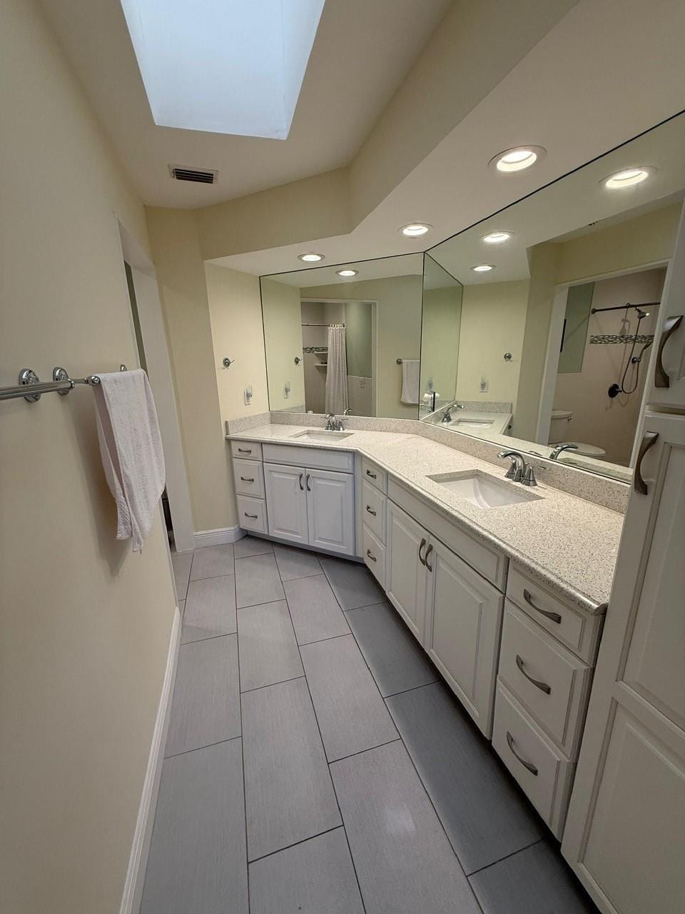 6102 SE Landing Way 13 — photo 10