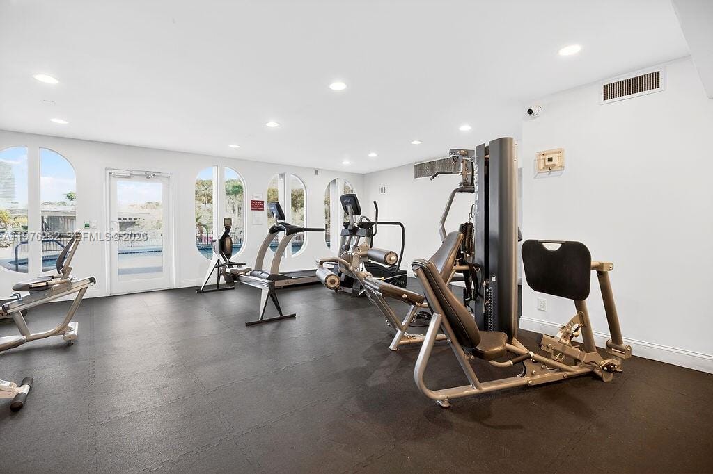 300 Diplomat Parkway 601, Hallandale Beach, FL 33009 photo 23