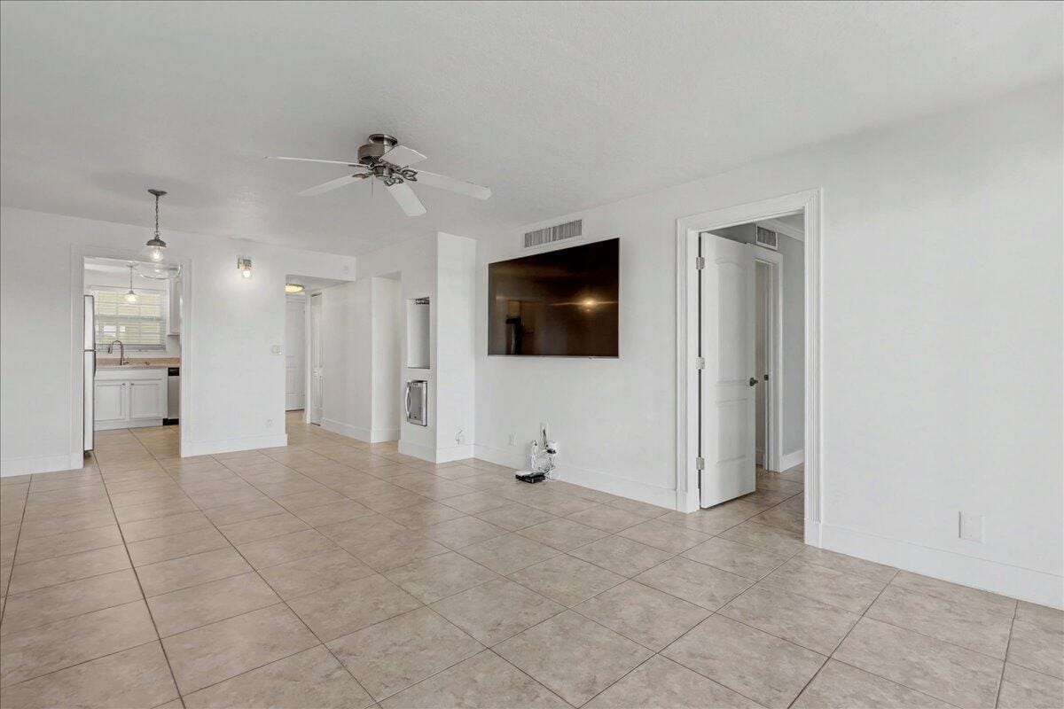 765 Jeffery Street 1-301, Boca Raton, FL 33487 photo 17