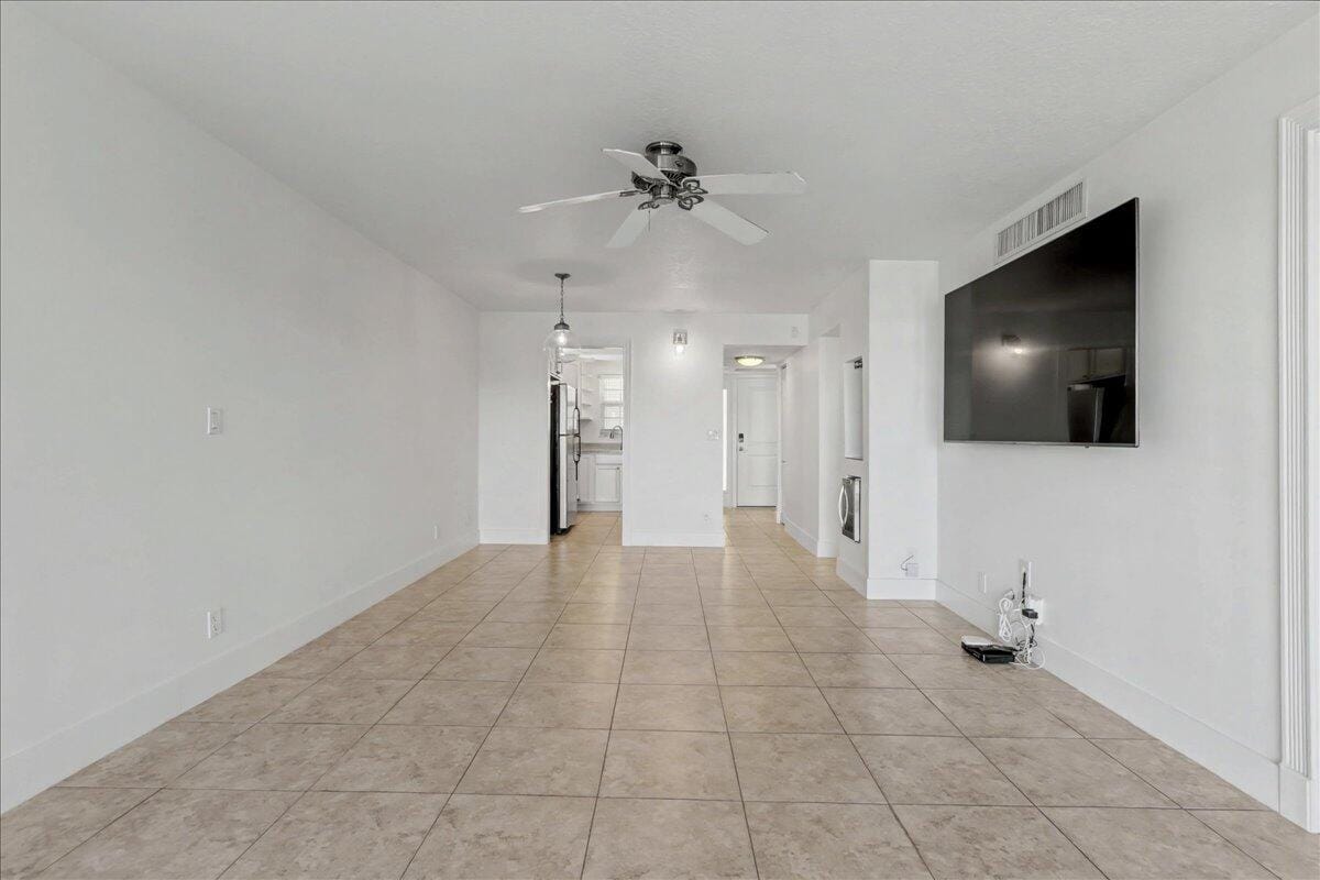 765 Jeffery Street 1-301, Boca Raton, FL 33487 photo 18
