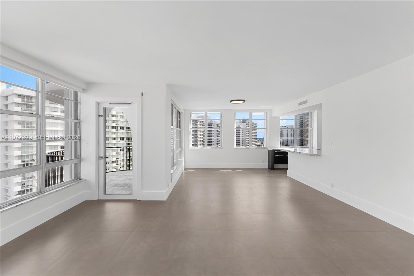 5660 Collins Avenue 11B, Miami Beach, FL 33140 photo 7