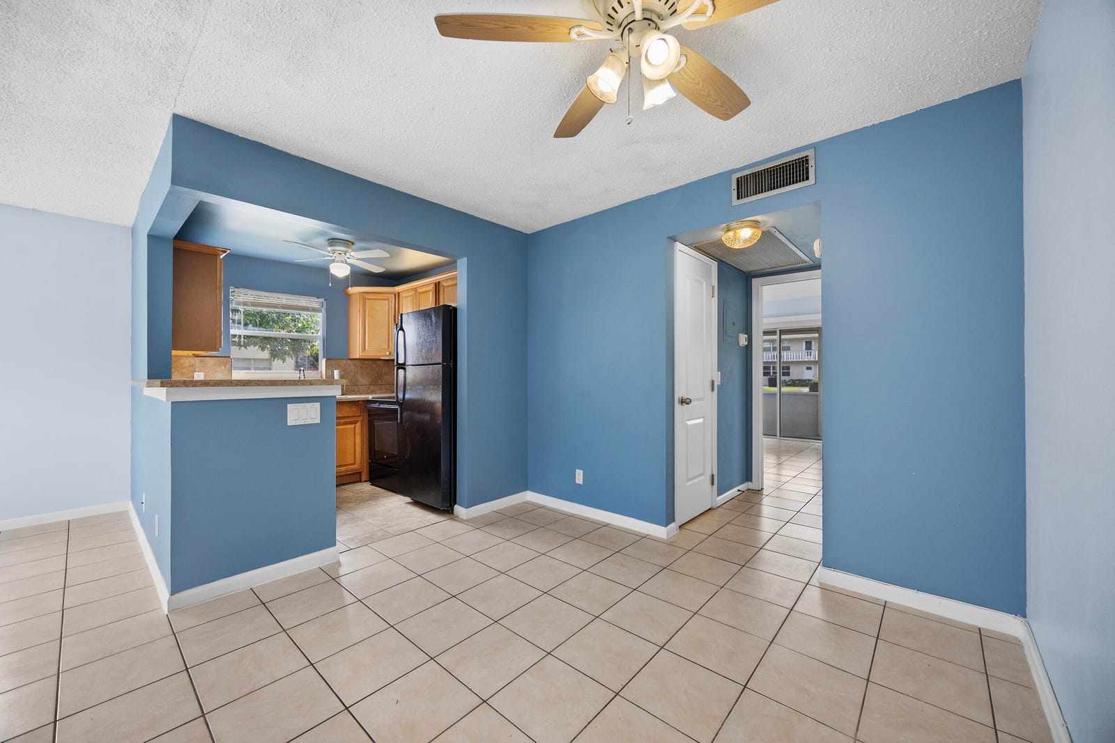 35 Sussex B, West Palm Beach, FL 33417 photo 16