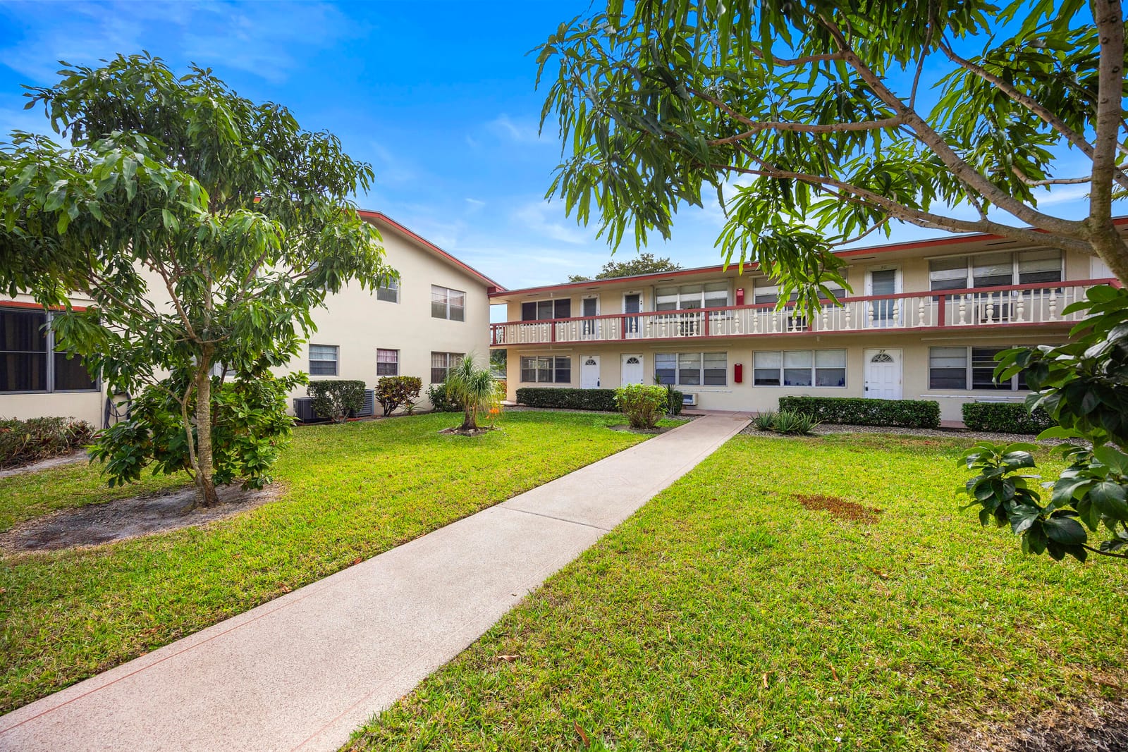 35 Sussex B, West Palm Beach, FL 33417 photo 22