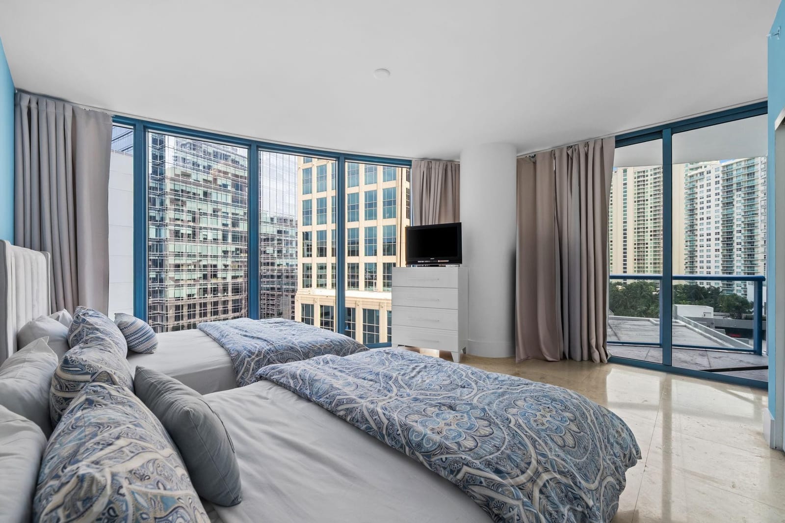 333 Las Olas Way 1508 — photo 12