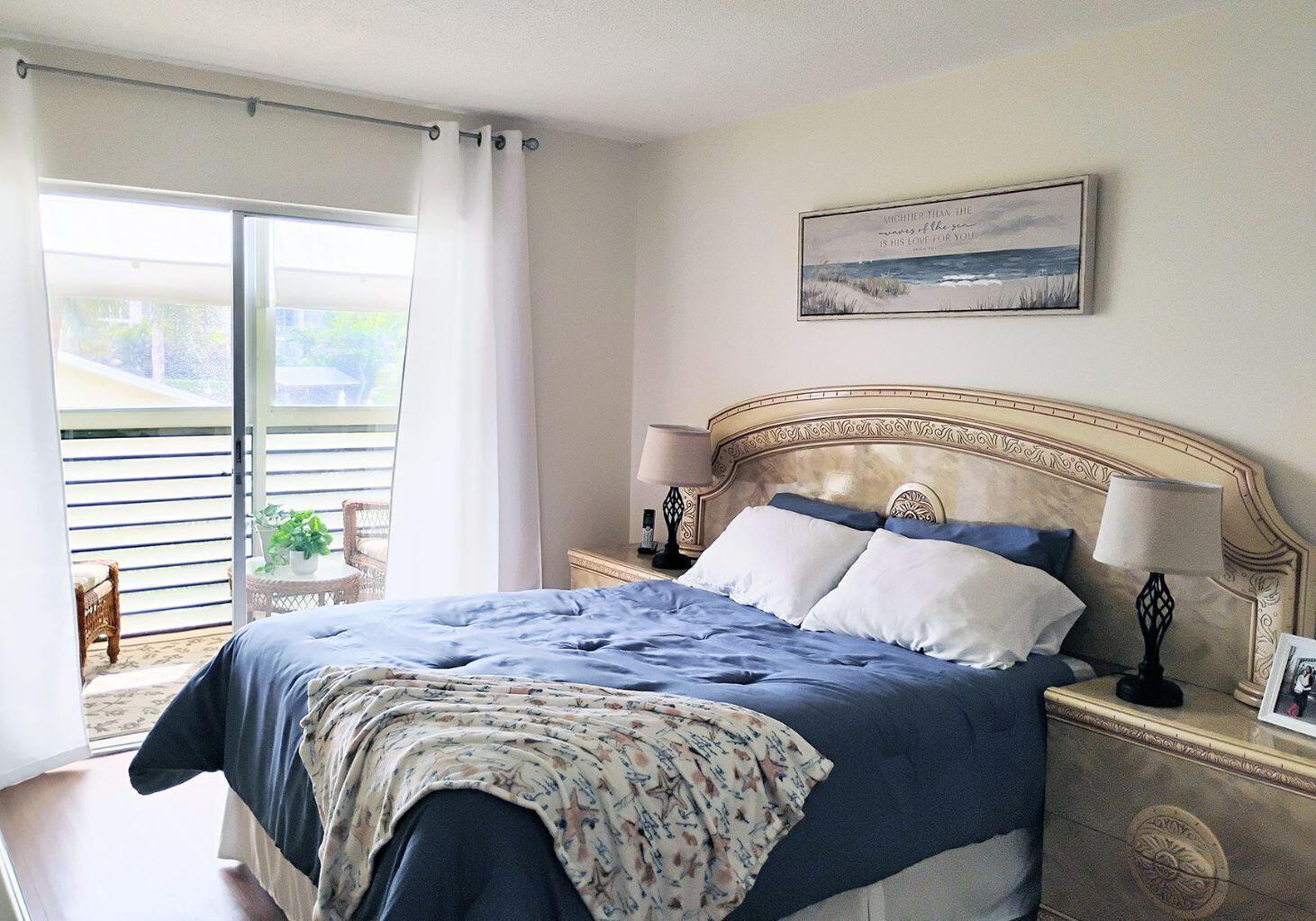 2562 N Garden Drive 206, Lake Worth, FL 33461, Lake Worth