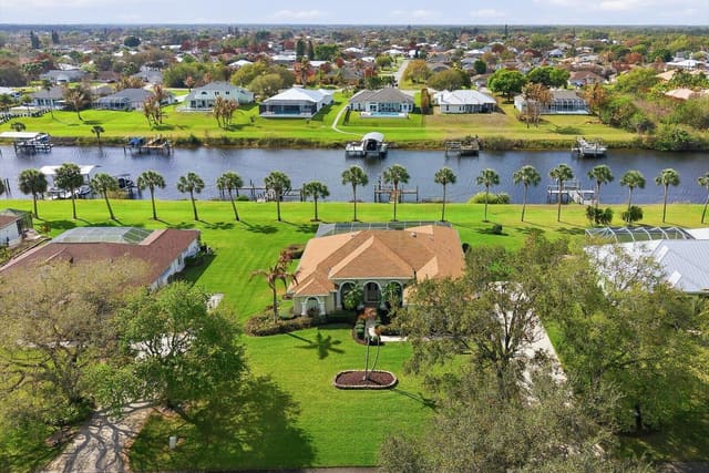 2634 SW River Shore Drive, sold in South River Shores, Port St Lucie, FL
