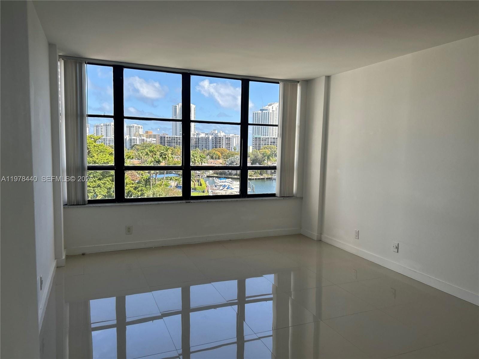 500 NE Three Islands Boulevard 223, Hallandale Beach, FL 33009 photo 4