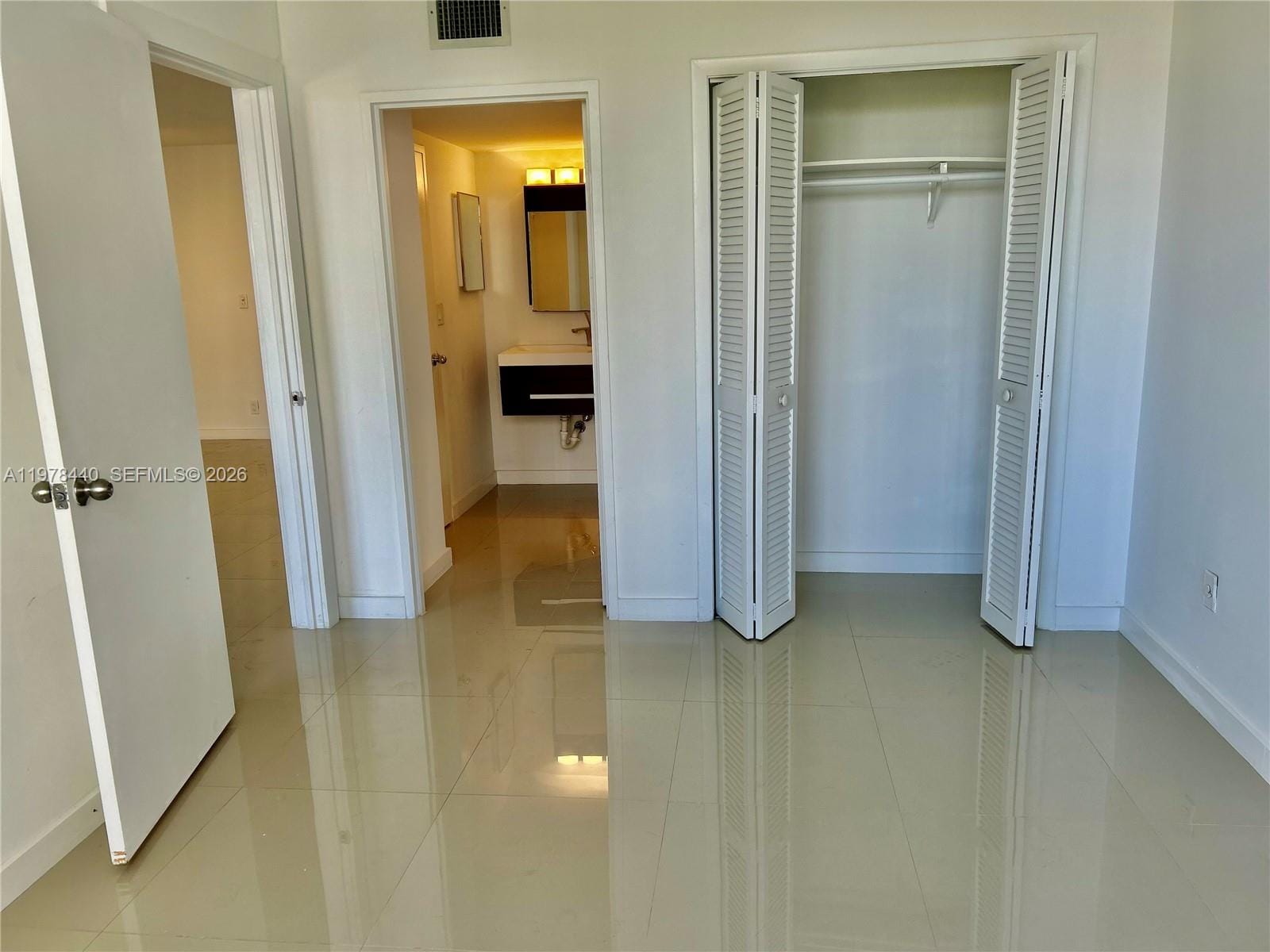 500 NE Three Islands Boulevard 223, Hallandale Beach, FL 33009 photo 10