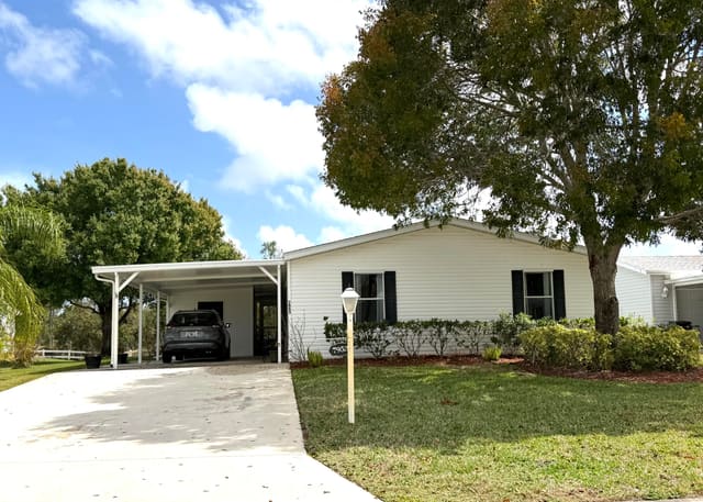 7953 Horned Lark Circle, Port St. Lucie, FL 34952