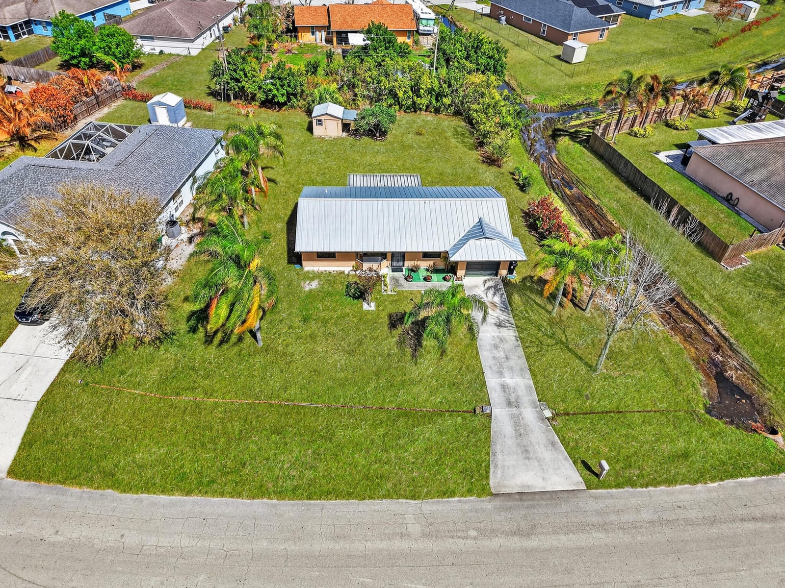 456 SW Kestor Drive, Port St. Lucie, FL 34953 photo 4