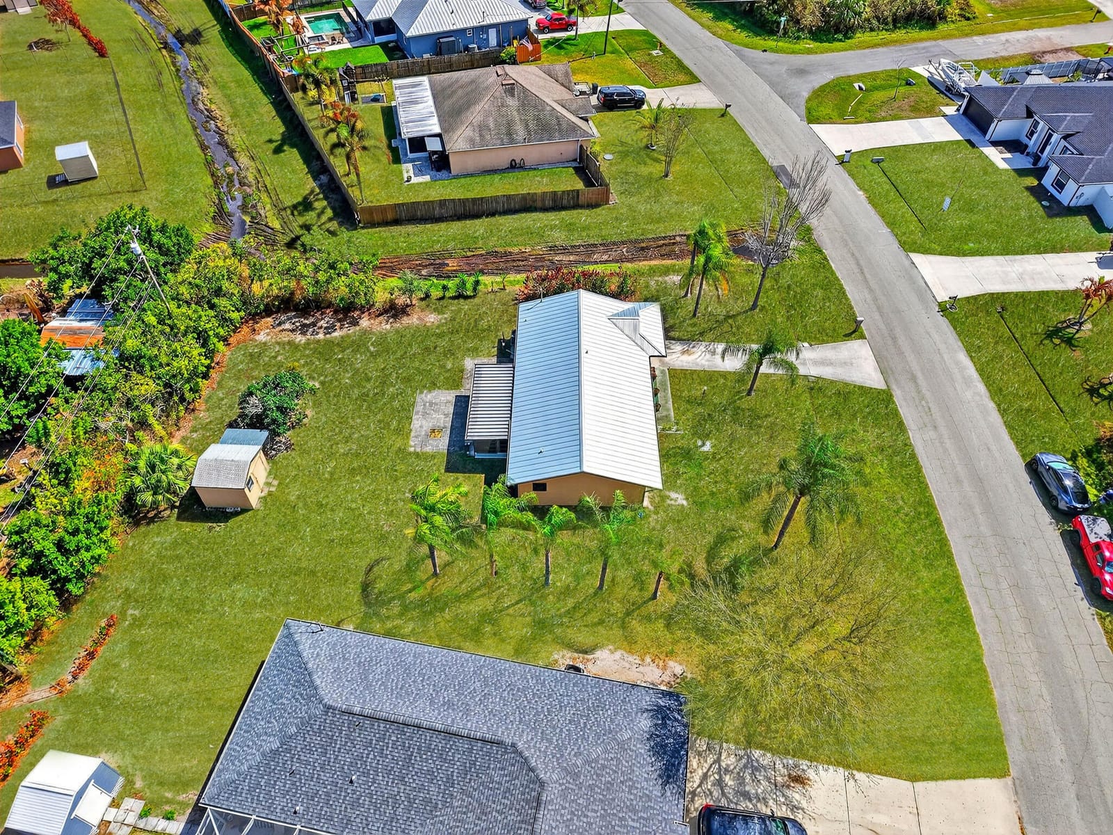 456 SW Kestor Drive, Port St. Lucie, FL 34953 photo 5