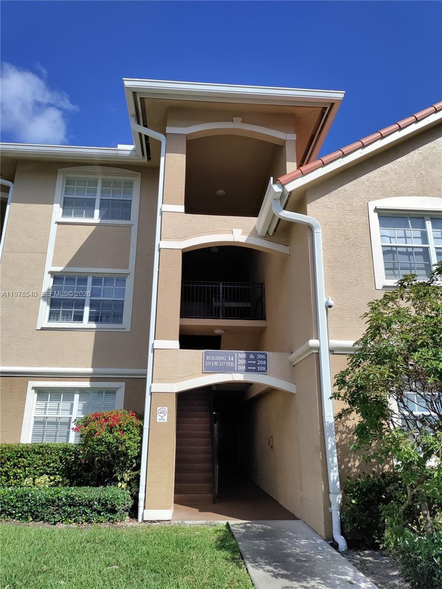215 SW 117th Terrace 14205, Pembroke Pines, FL 33025, Pembroke Pines