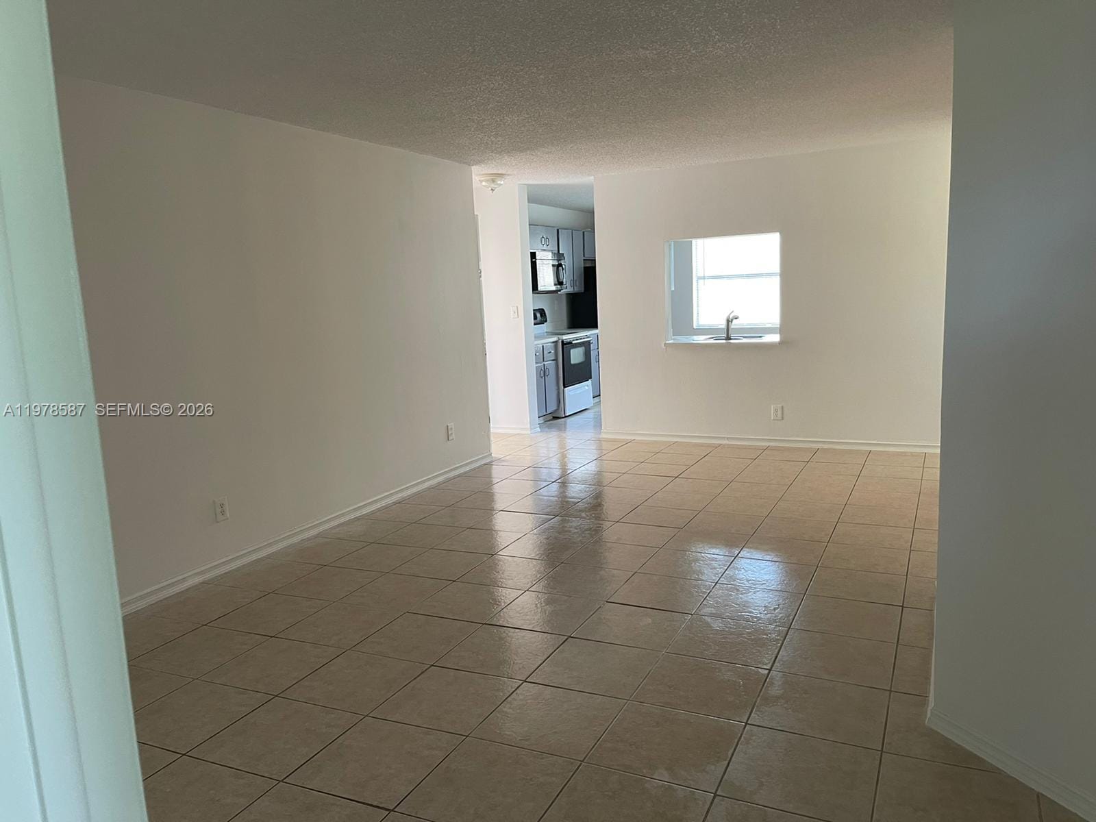 7260 Woodmont Terrace 101 — photo 3