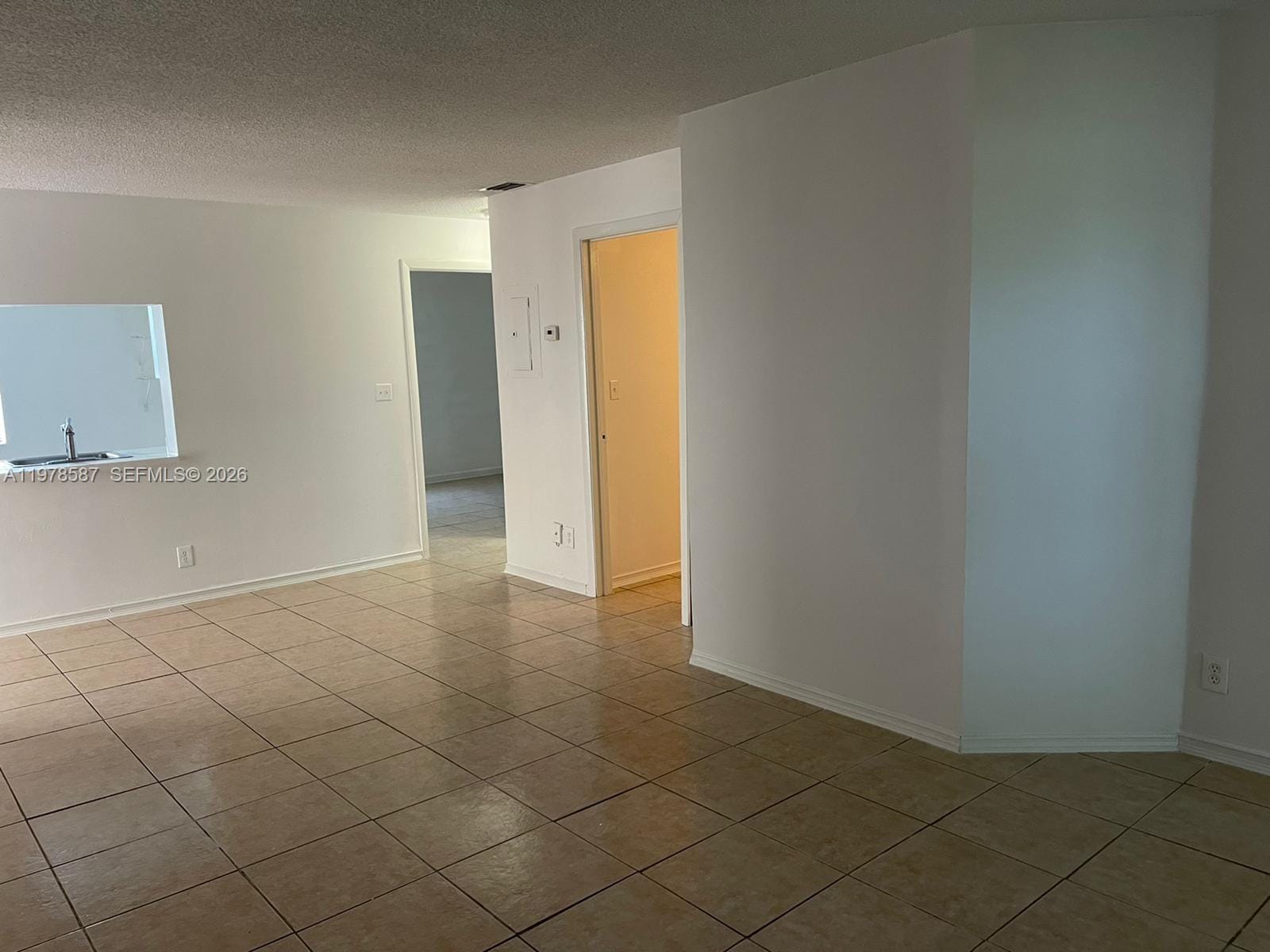 7260 Woodmont Terrace 101 — photo 4