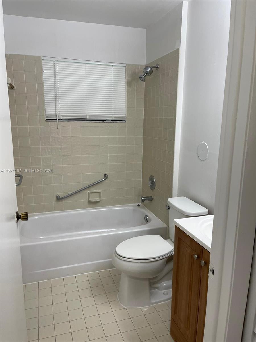 7260 Woodmont Terrace 101 — photo 5