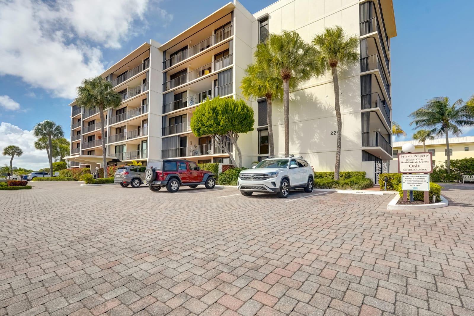 225 Beach Road 503, Tequesta, FL 33469 photo 10