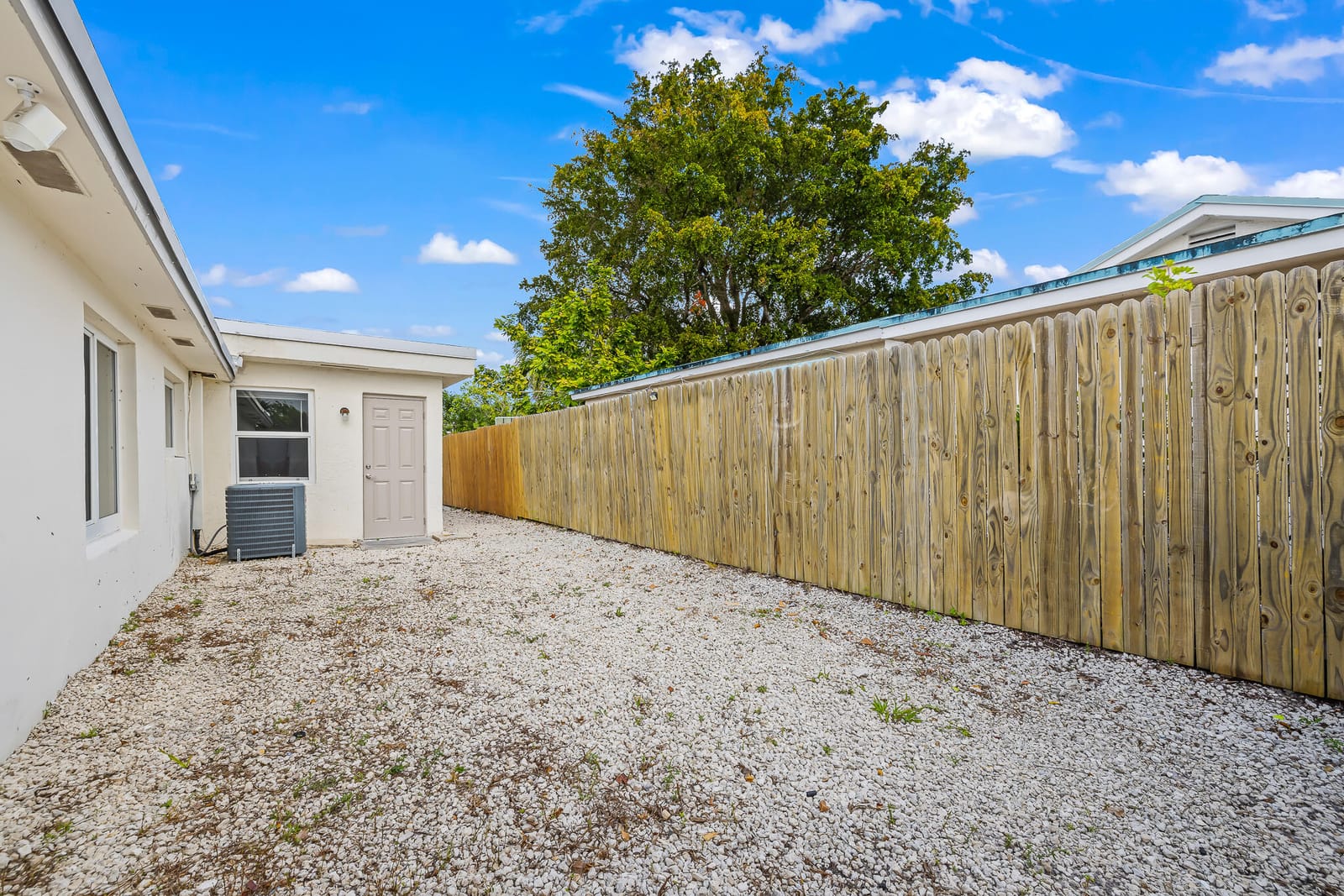 253 SW 2nd Court, Deerfield Beach, FL 33441 photo 20