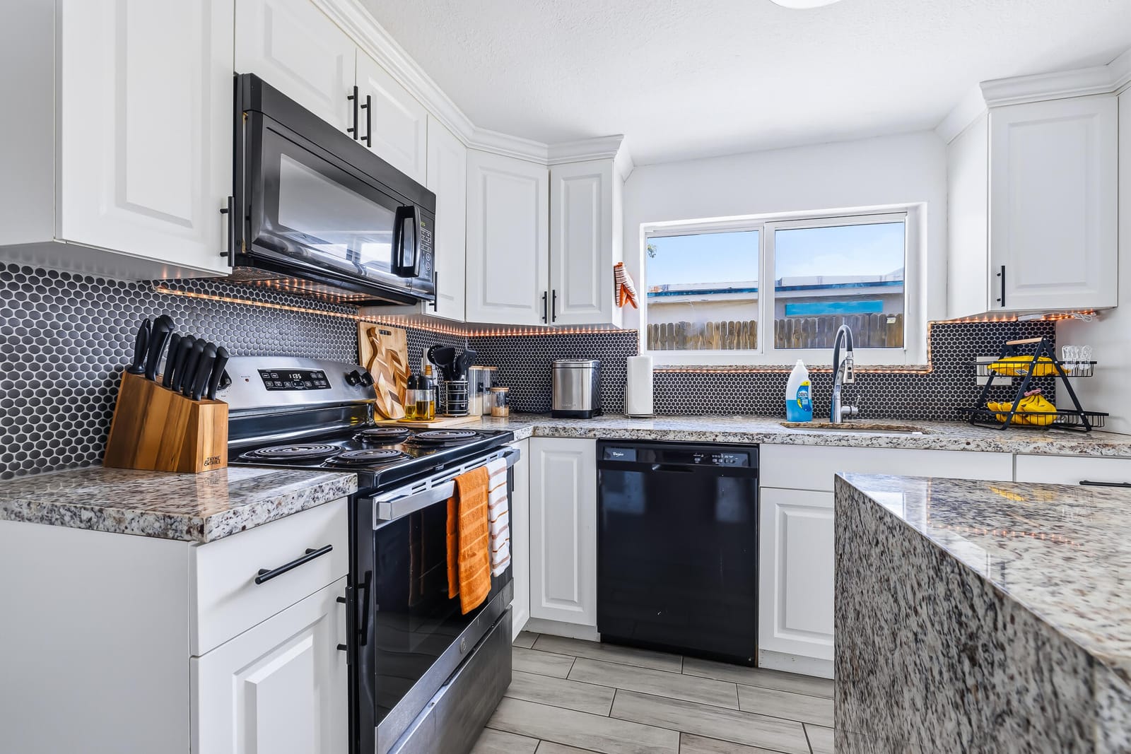 253 SW 2nd Court, Deerfield Beach, FL 33441 photo 8
