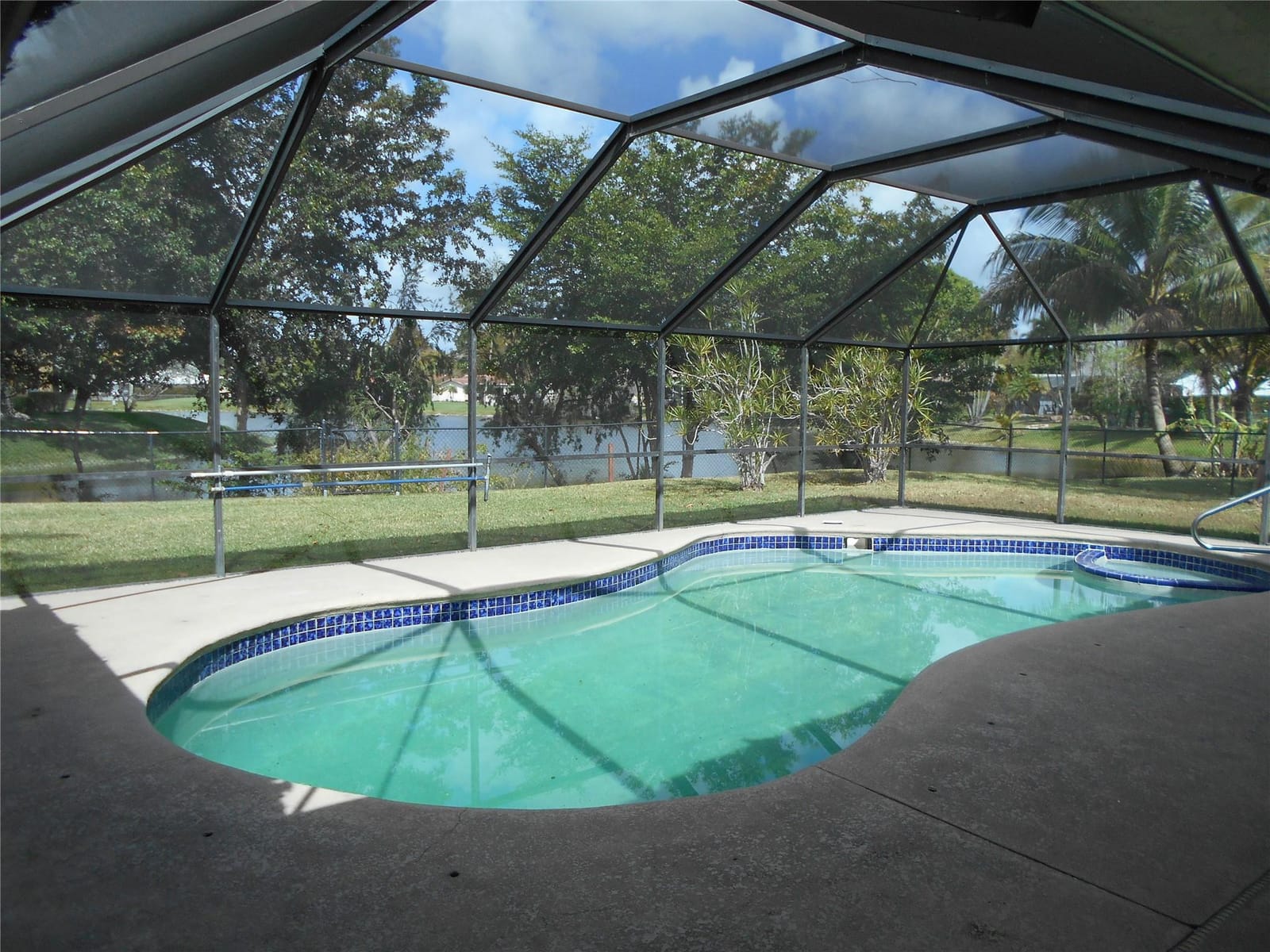 3980 NW 114th Avenue, Coral Springs, FL 33065 photo 3
