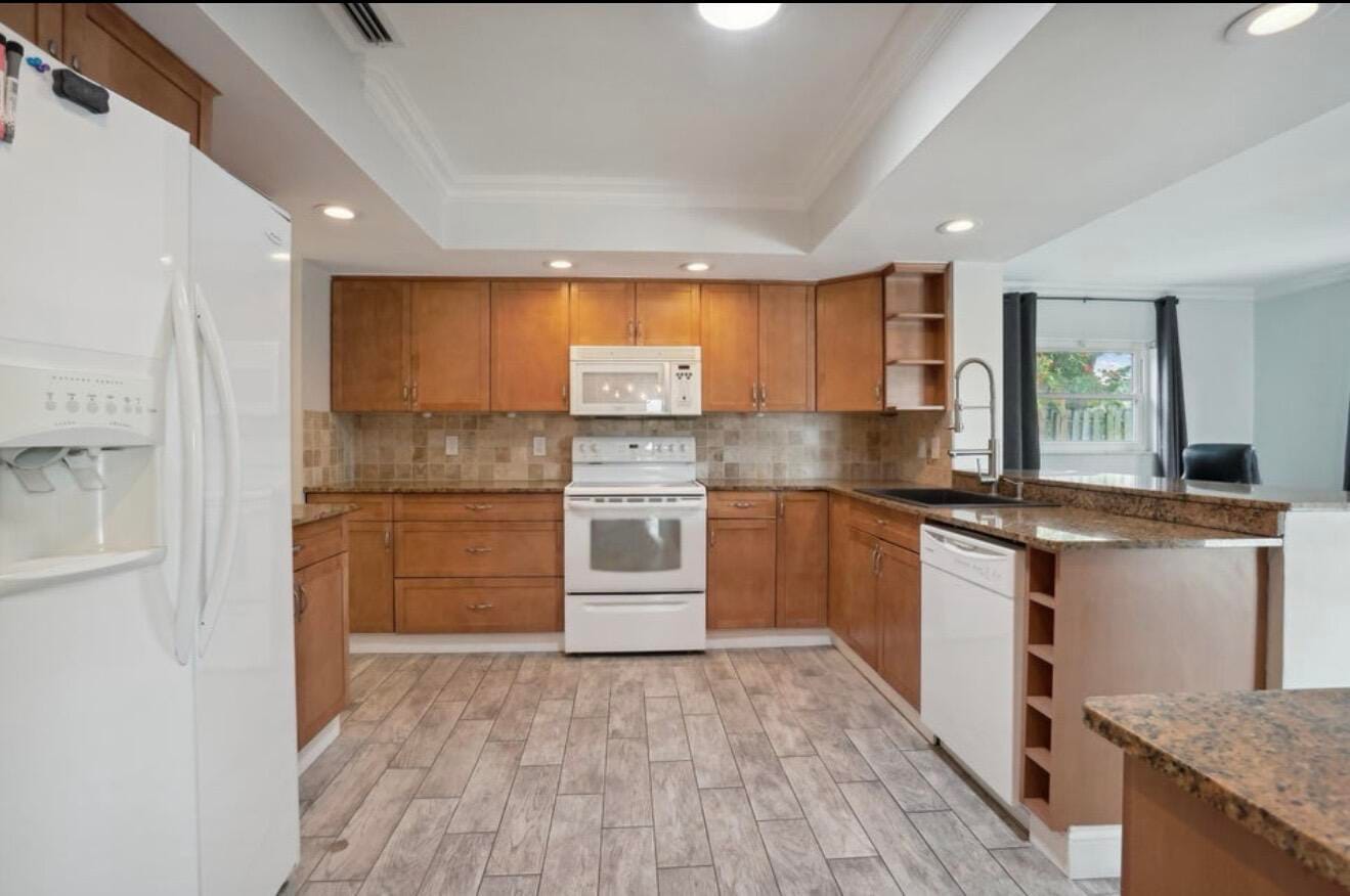 603 SE 7th Avenue, Deerfield Beach, FL 33441 photo 11