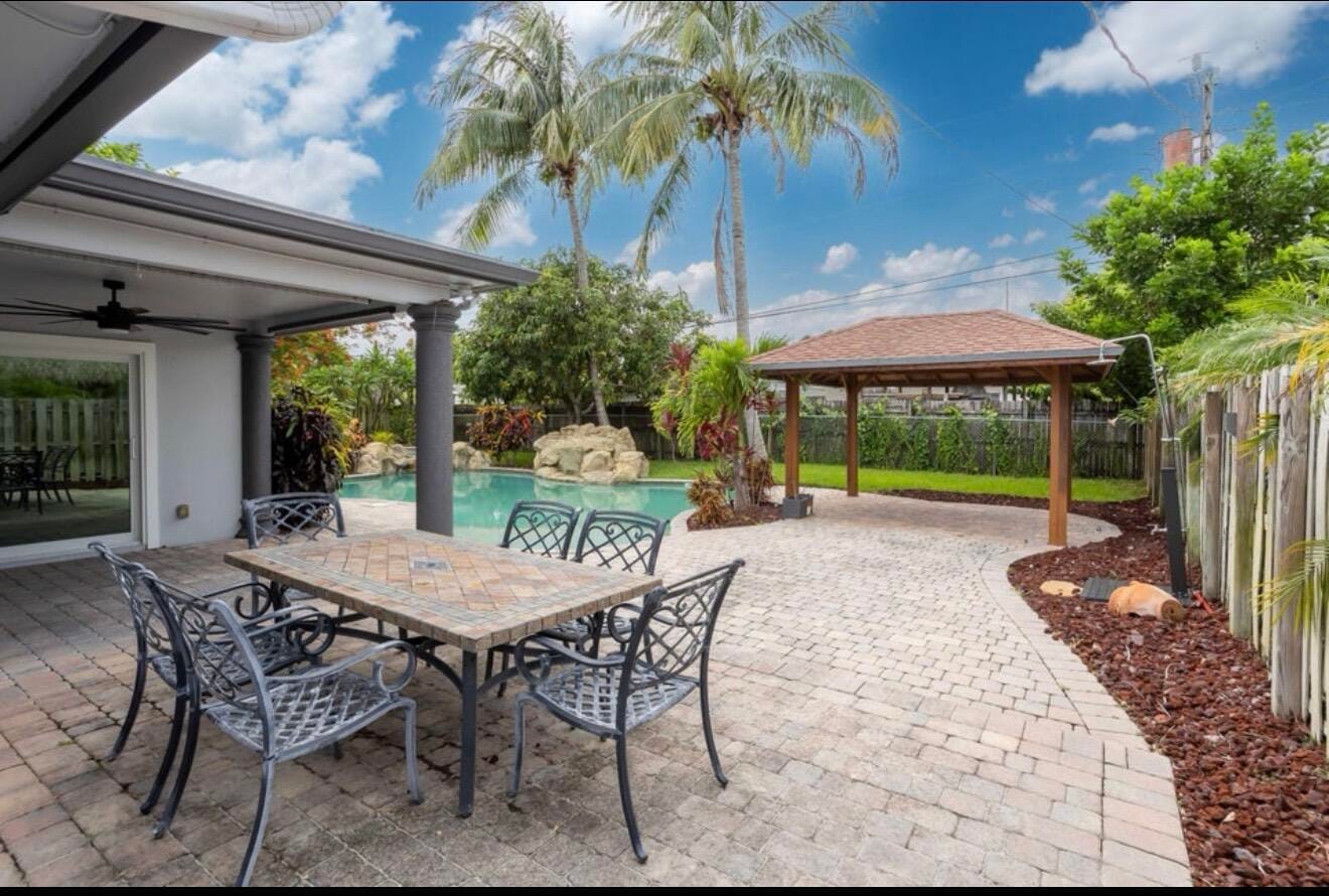603 SE 7th Avenue, Deerfield Beach, FL 33441 photo 23