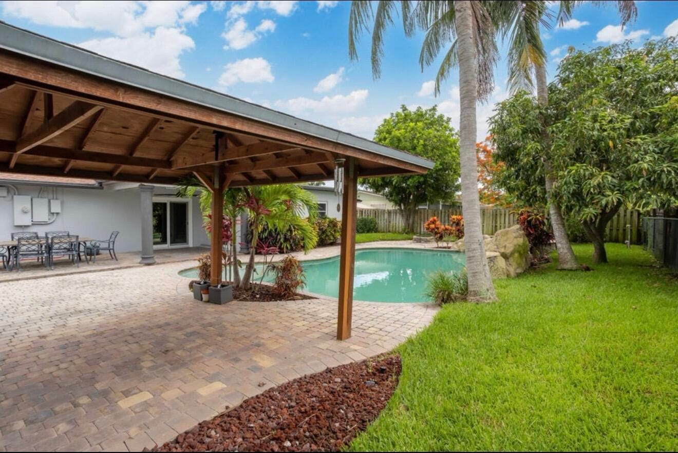 603 SE 7th Avenue, Deerfield Beach, FL 33441 photo 25