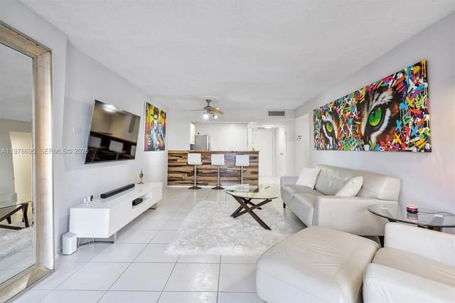600 Parkview Drive 227, sold in Towers Of Oceanview South, Hallandale Beach, FL