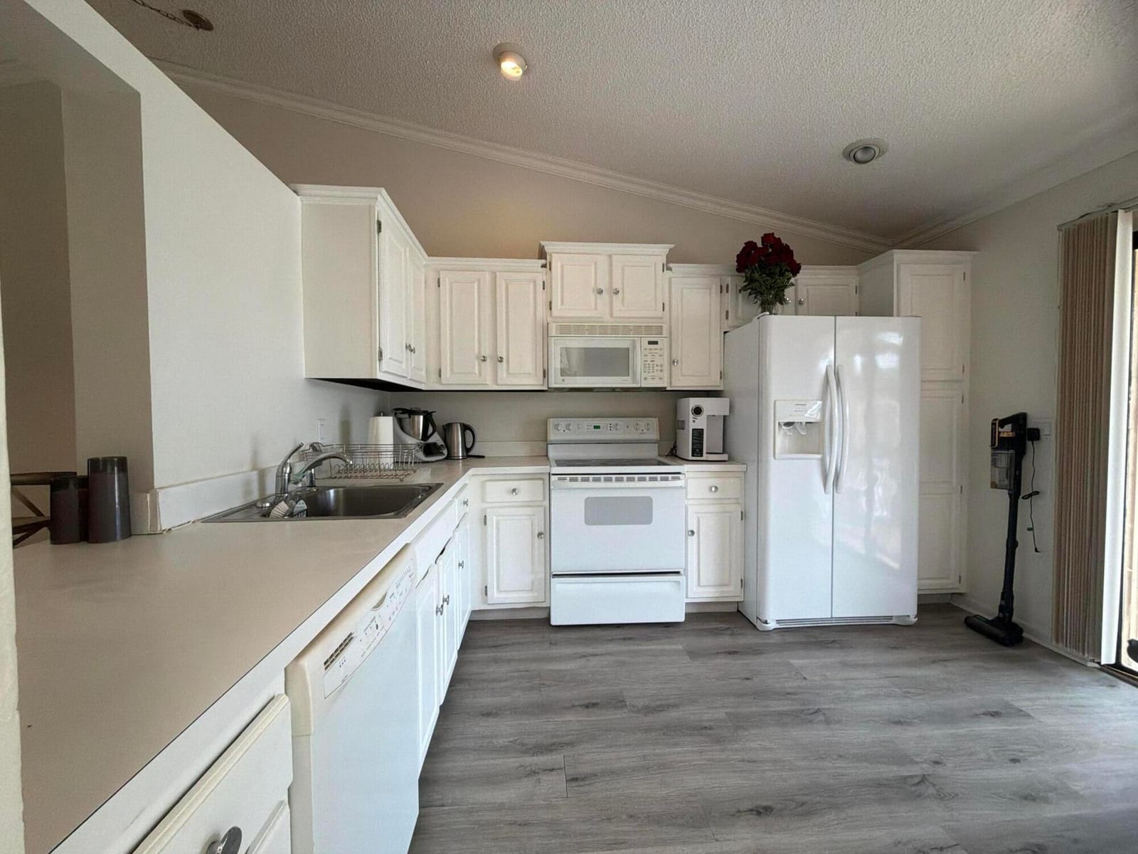 13055 Albright Court 20, Wellington, FL 33414 photo 4