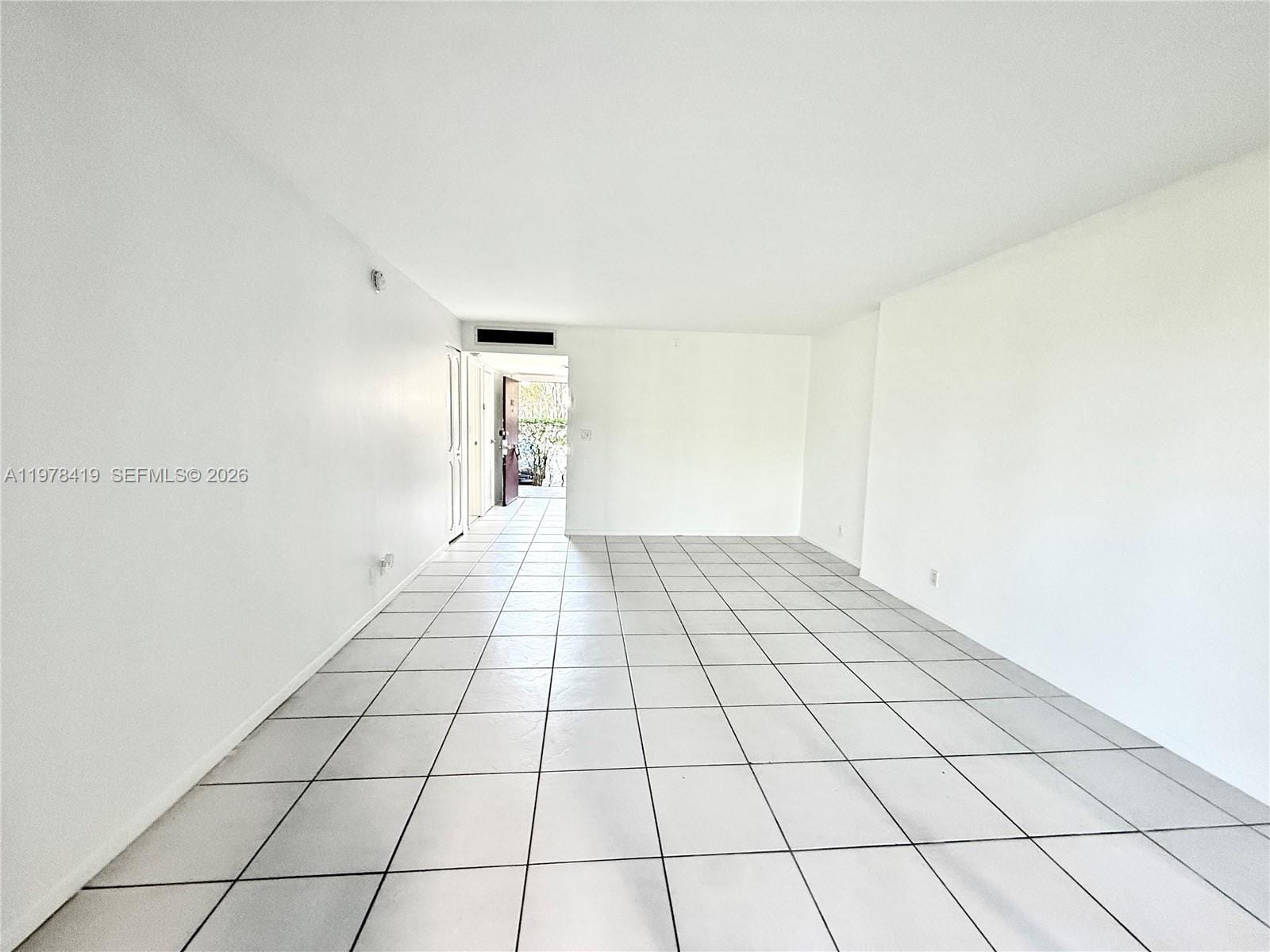 3301 N Country Club Drive 106, Aventura, FL 33180 photo 12