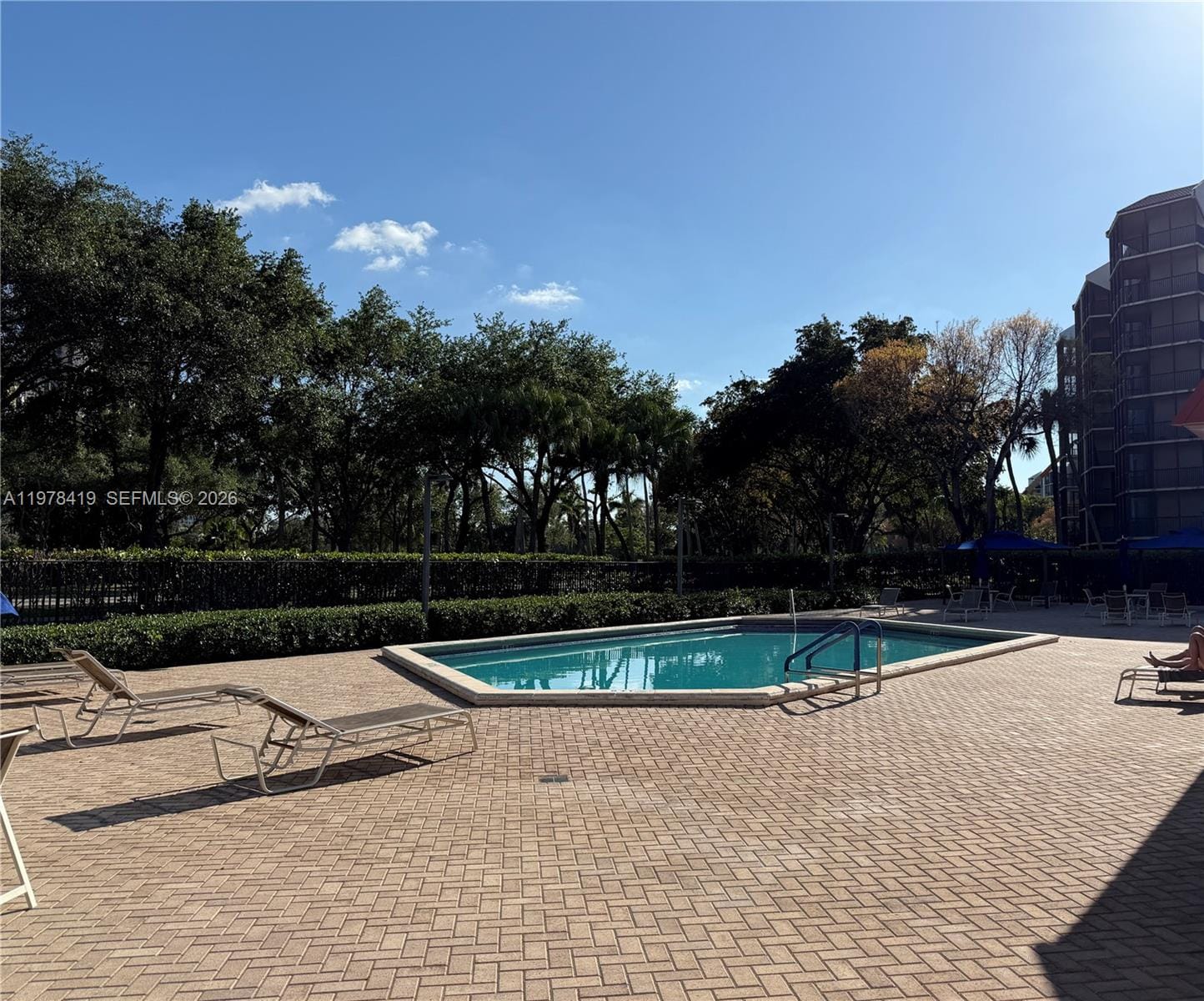 3301 N Country Club Drive 106, Aventura, FL 33180 photo 14